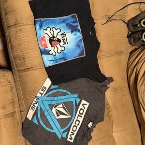 2 kids surf kids tees (size 10/12)